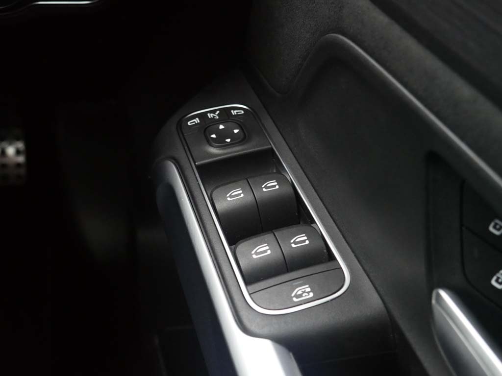 Used Mercedes-Benz EQB 2025 for sale - 78015199: Photo 16