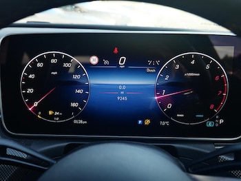 Used Mercedes-Benz C Class 2024 for sale - 77025969: Photo