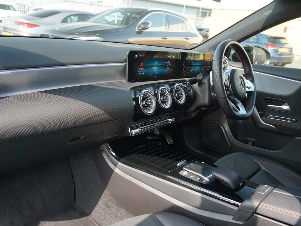 Used Mercedes-Benz A-Class 2024 for sale - 76677986: Photo 3