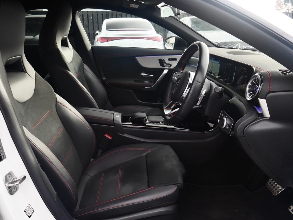 Used Mercedes-Benz CLA 2023 for sale - 76675944: Photo 3