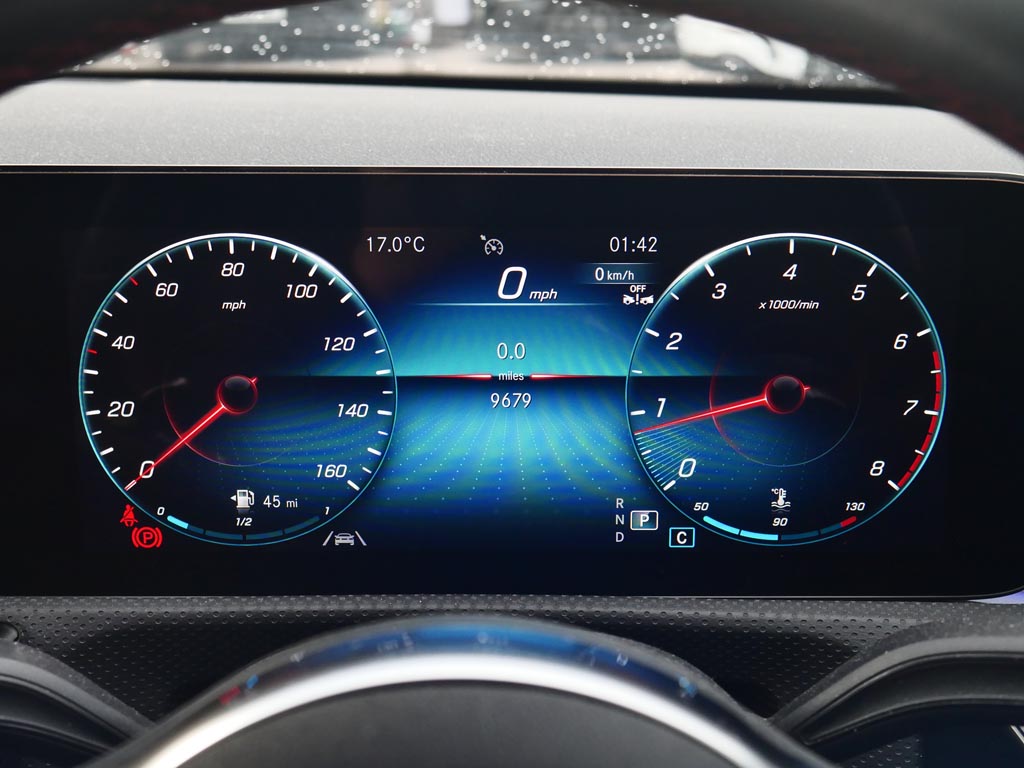 Used Mercedes-Benz CLA 2023 for sale - 76675944: Photo 4