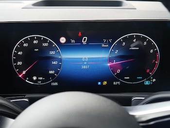 Used Mercedes-Benz GLB 2025 for sale - 78151830: Photo