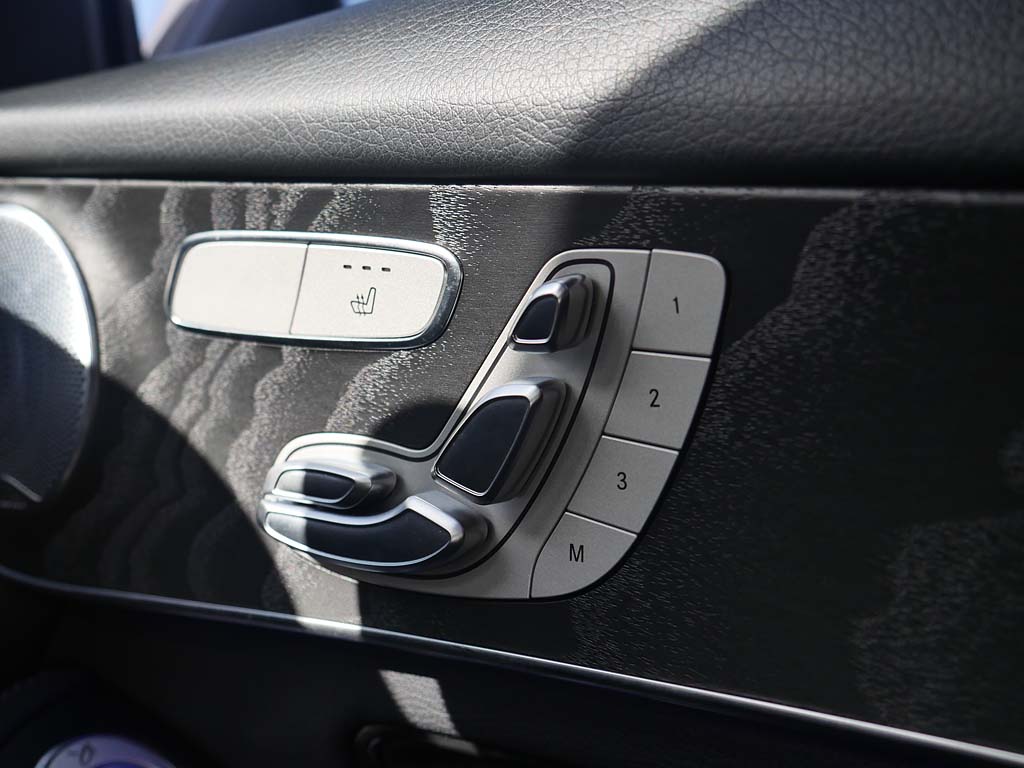 Used Mercedes-Benz GLC 2020 for sale - 77951425: Photo 17