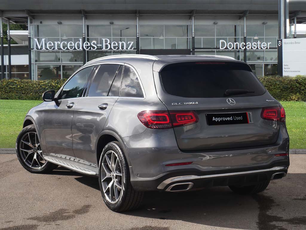 Used Mercedes-Benz GLC 2020 for sale - 77951425: Photo 2