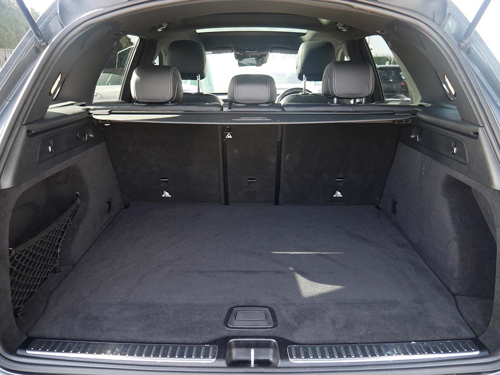 Used Mercedes-Benz GLC 2020 for sale - 77951425: Photo 9