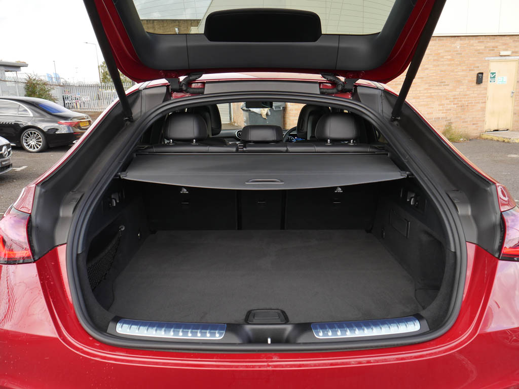 Used Mercedes-Benz GLC 2024 for sale - 76677779: Photo 9