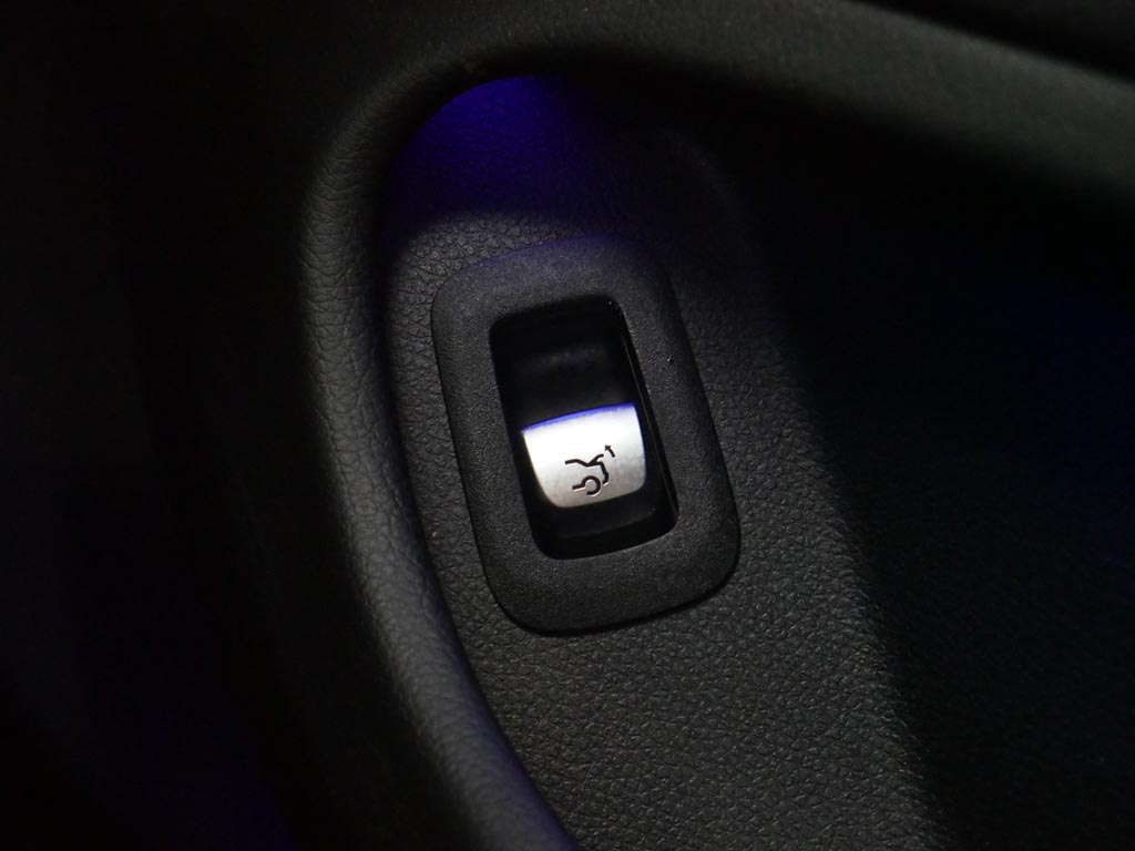 Used Mercedes-Benz C Class 2019 for sale - 77533091: Photo 20