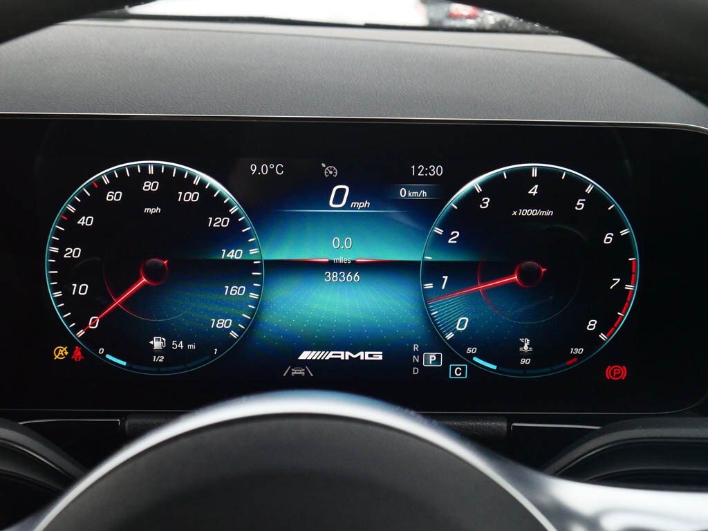 Used Mercedes-Benz GLA 2021 for sale - 76674458: Photo 4