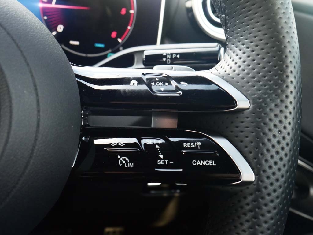 Used Mercedes-Benz GLC 2024 for sale - 77532971: Photo 13