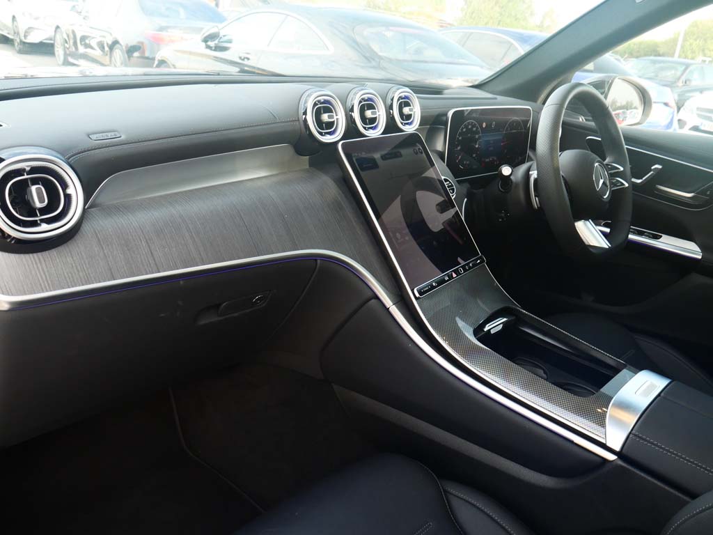 Used Mercedes-Benz GLC 2024 for sale - 77532971: Photo 3