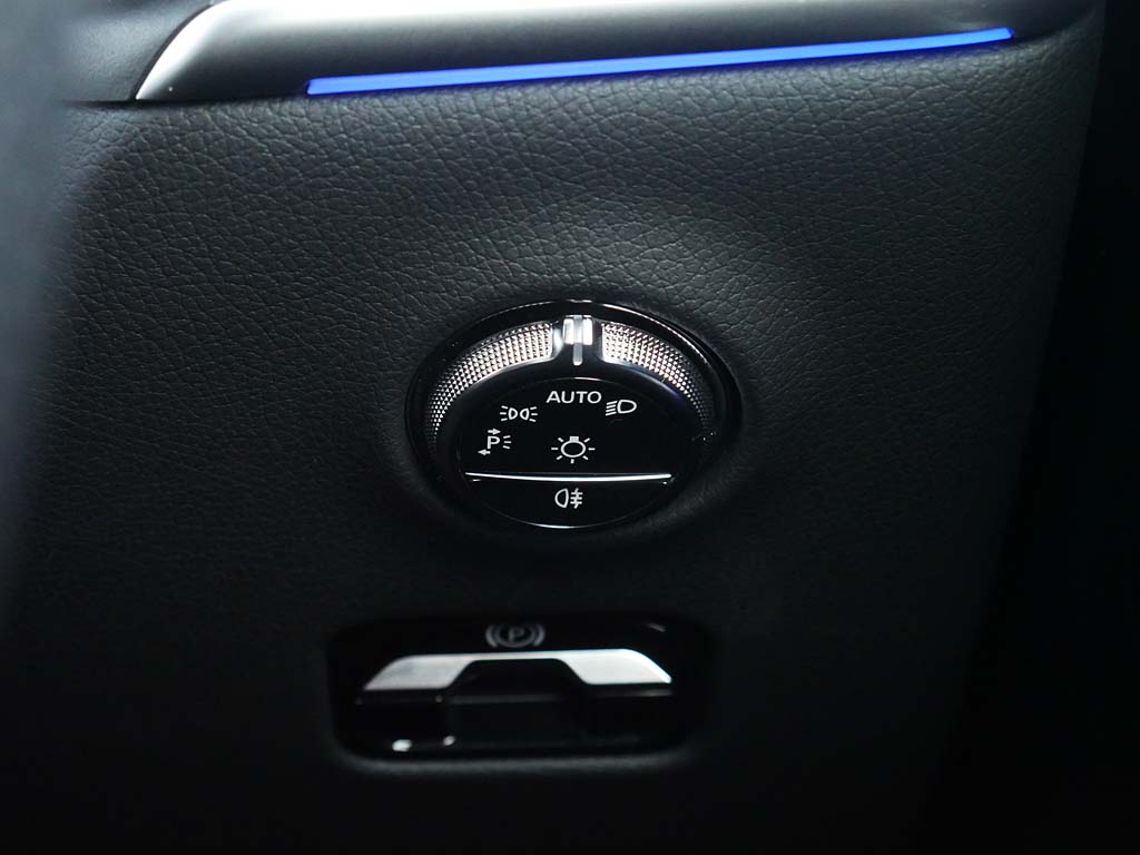 Used Mercedes-Benz GLC 2025 for sale - 78005308: Photo 15