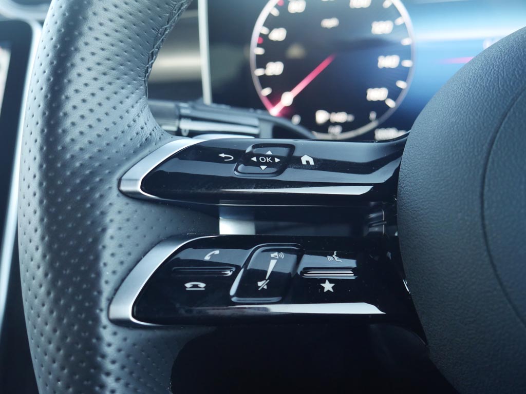 Used Mercedes-Benz GLC 2024 for sale - 76677478: Photo 14