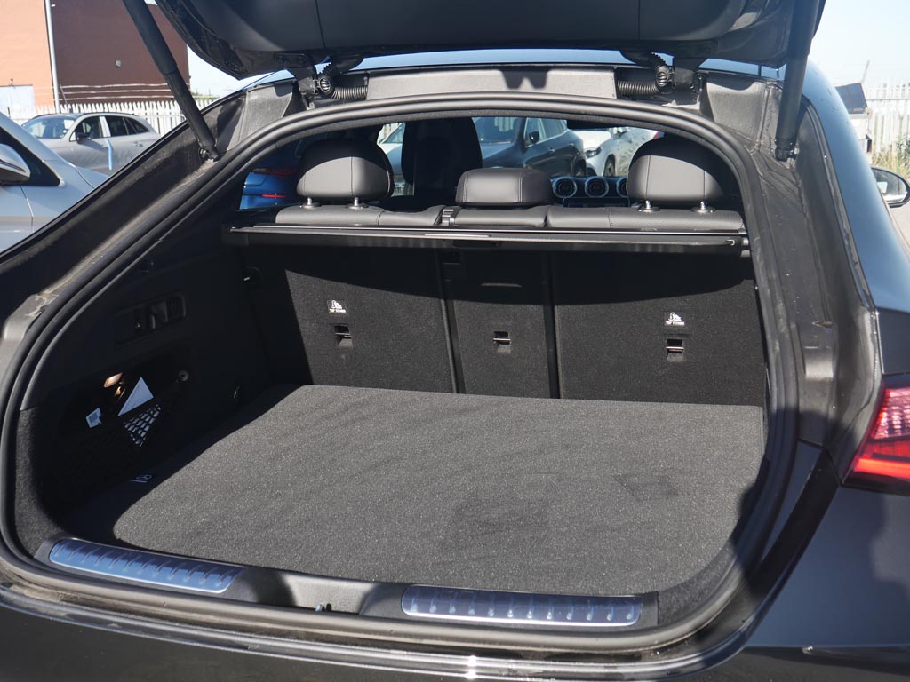 Used Mercedes-Benz GLC 2024 for sale - 76677478: Photo 9