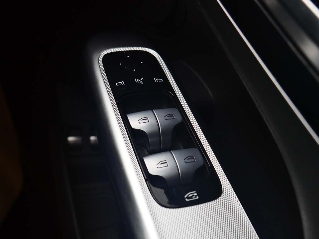 Used Mercedes-Benz GLC 2024 for sale - 77532994: Photo 16