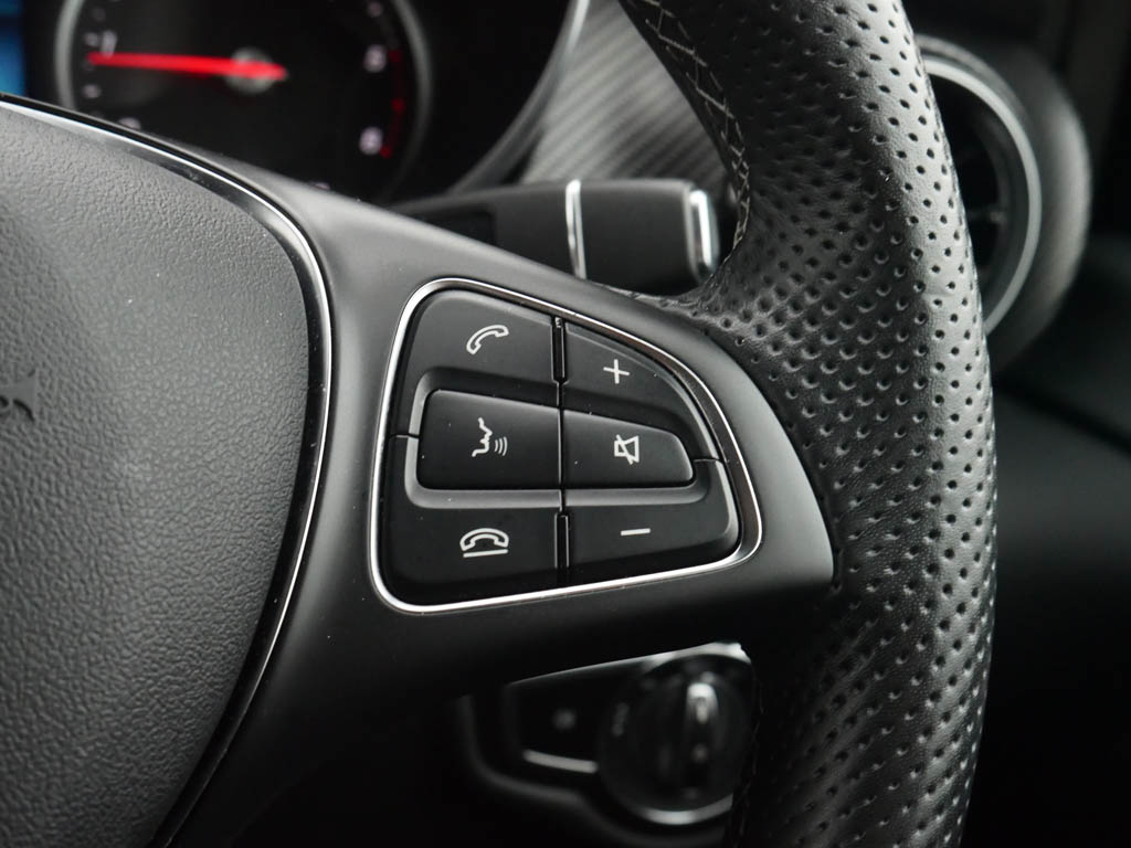 Used Mercedes-Benz V-Class 2024 for sale - 78198600: Photo 13