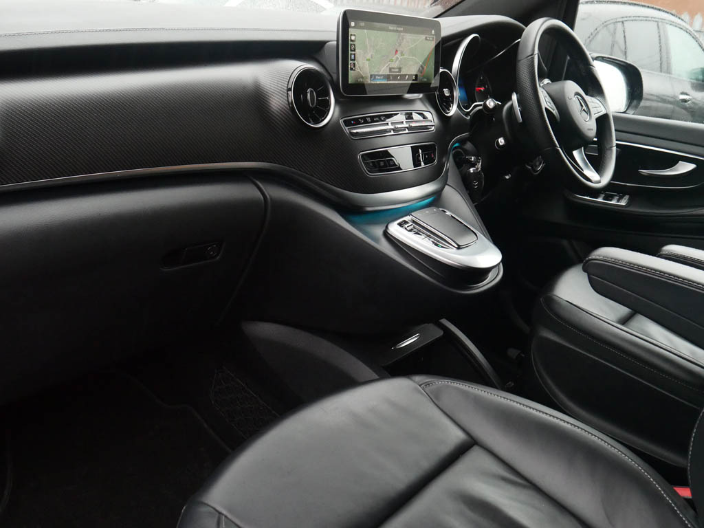 Used Mercedes-Benz V-Class 2024 for sale - 78198600: Photo 3