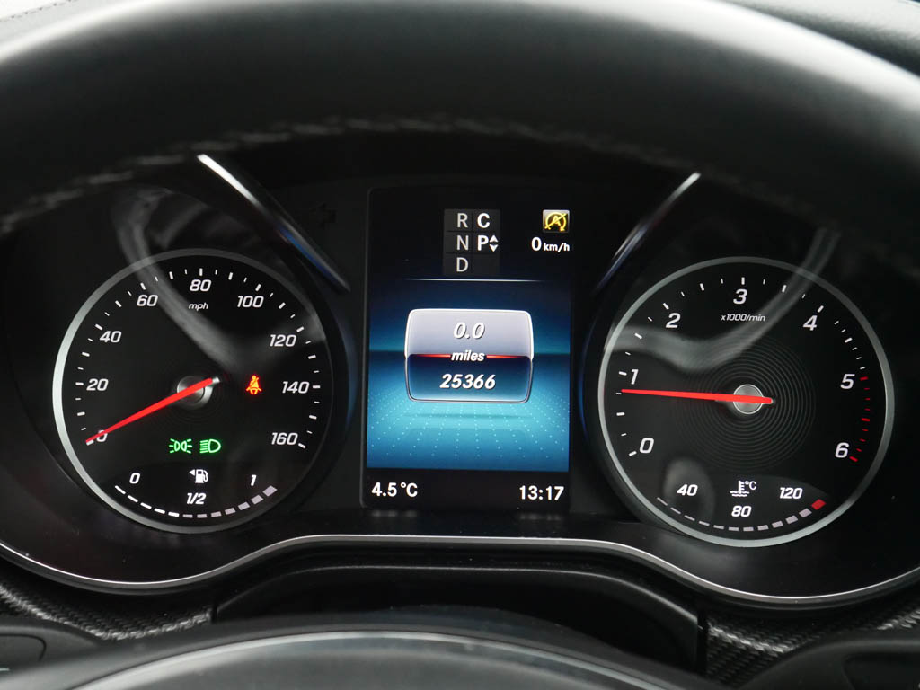 Used Mercedes-Benz V-Class 2024 for sale - 78198600: Photo 4