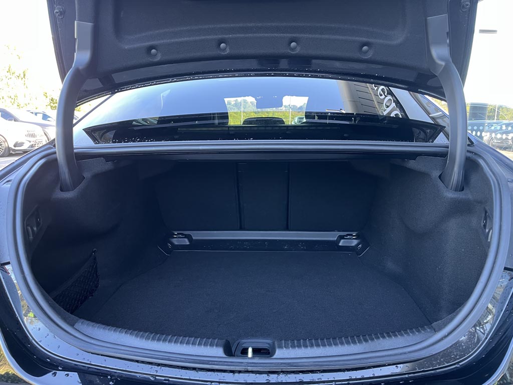 Used Mercedes-Benz C Class 2023 for sale - 77533053: Photo 9