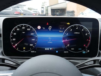 Used Mercedes-Benz C Class 2024 for sale - 76678748: Photo