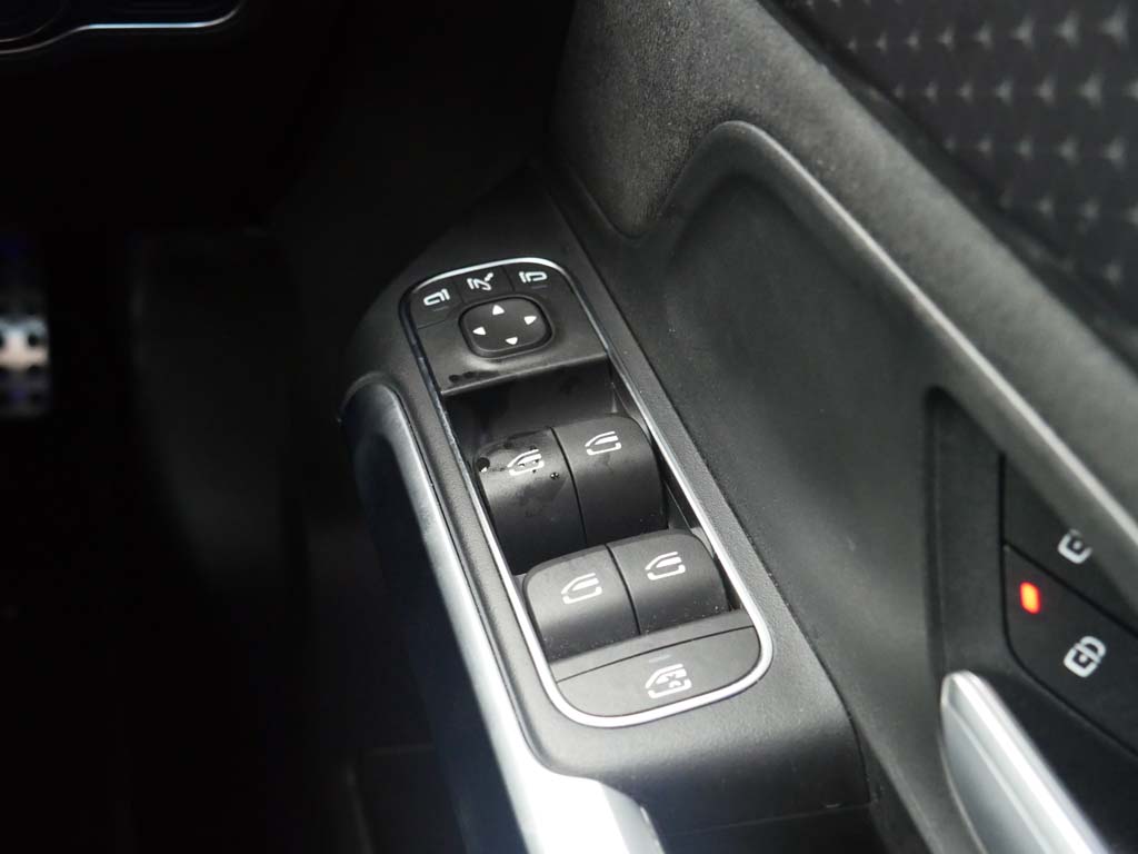 Used Mercedes-Benz EQB 2025 for sale - 78005291: Photo 16