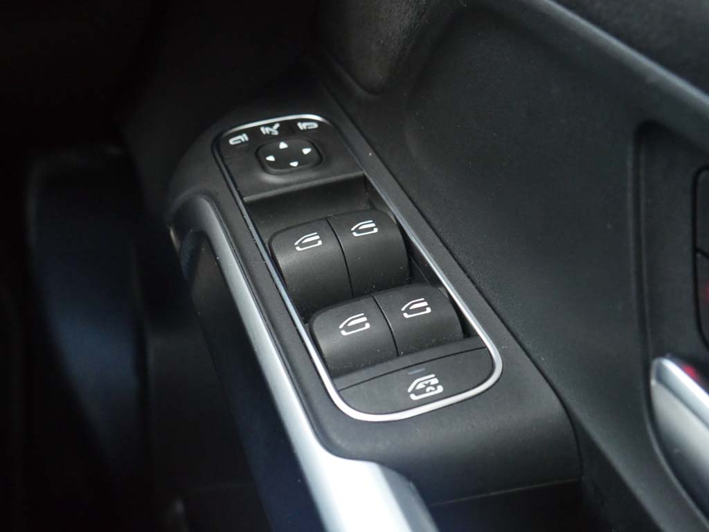 Used Mercedes-Benz EQB 2024 for sale - 77532876: Photo 16