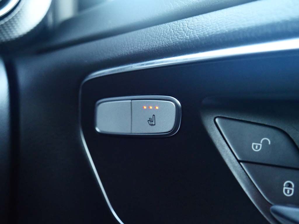 Used Mercedes-Benz V-Class 2020 for sale - 76680923: Photo 18