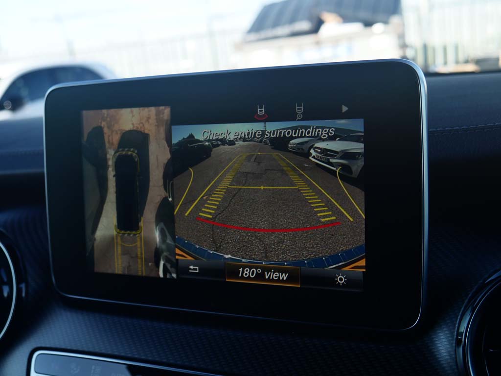 Used Mercedes-Benz V-Class 2020 for sale - 76680923: Photo 25