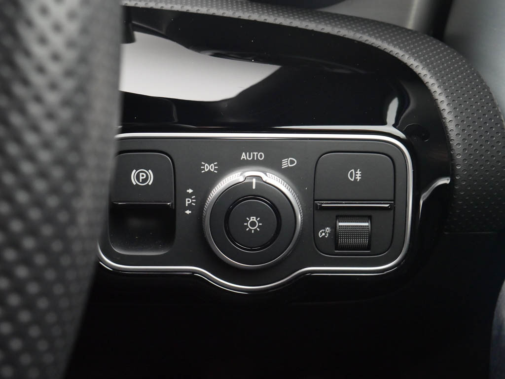 Used Mercedes-Benz CLA 2025 for sale - 78005034: Photo 15