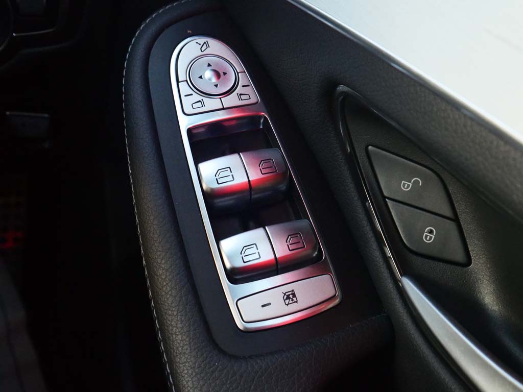 Used Mercedes-Benz GLC 2021 for sale - 76681454: Photo 17