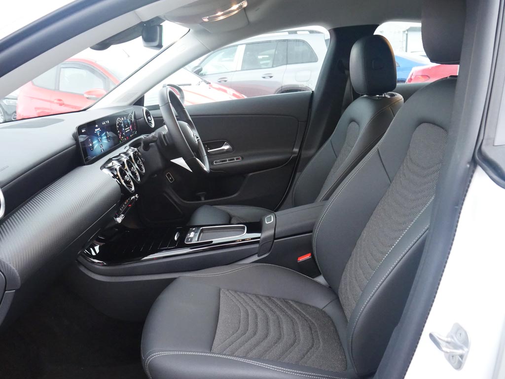 Used Mercedes-Benz CLA 2025 for sale - 77532816: Photo 3