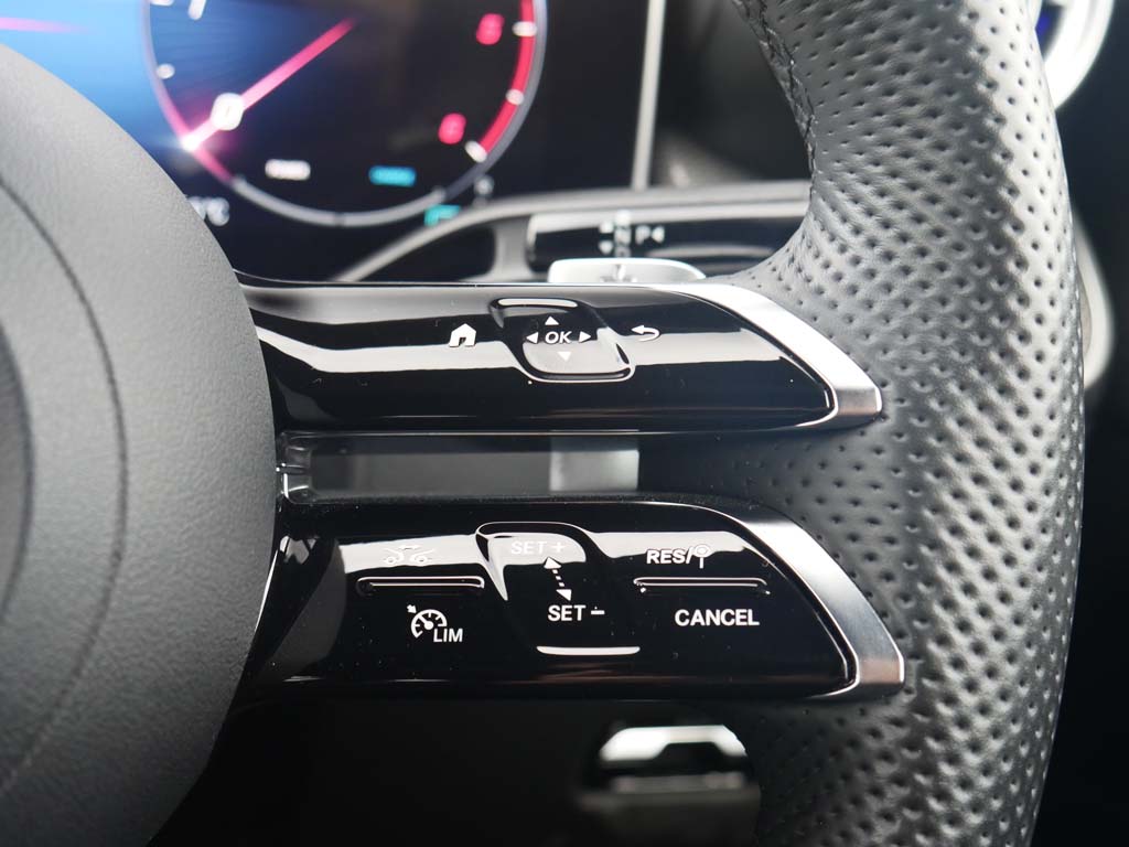 Used Mercedes-Benz GLC 2024 for sale - 76677440: Photo 13