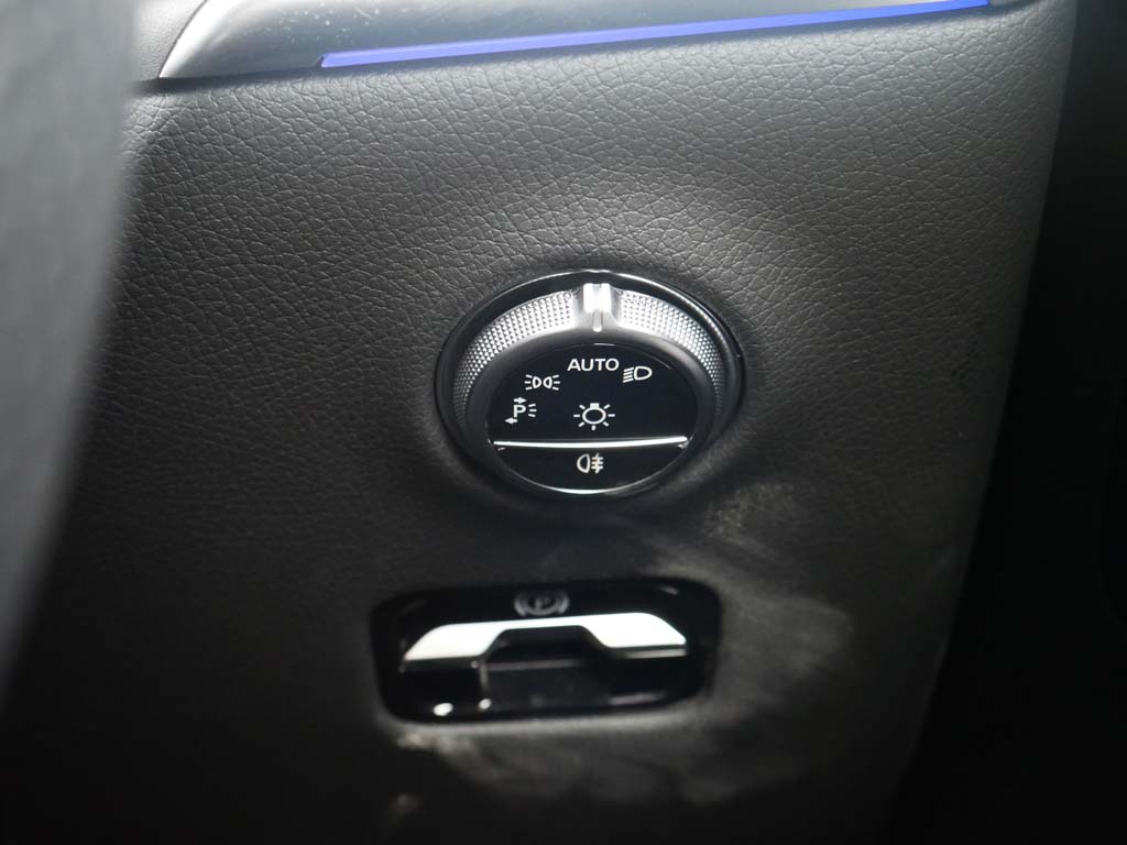 Used Mercedes-Benz GLC 2024 for sale - 76677440: Photo 15