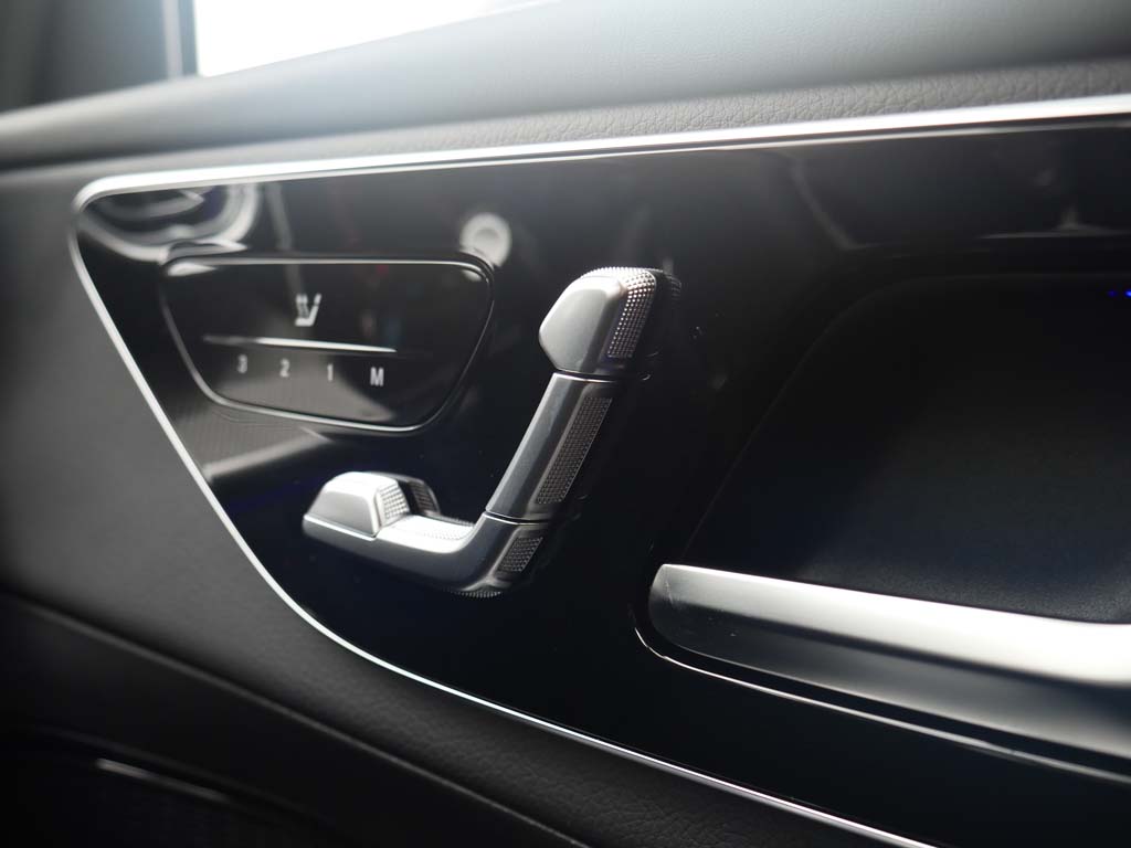 Used Mercedes-Benz GLC 2024 for sale - 76677440: Photo 17