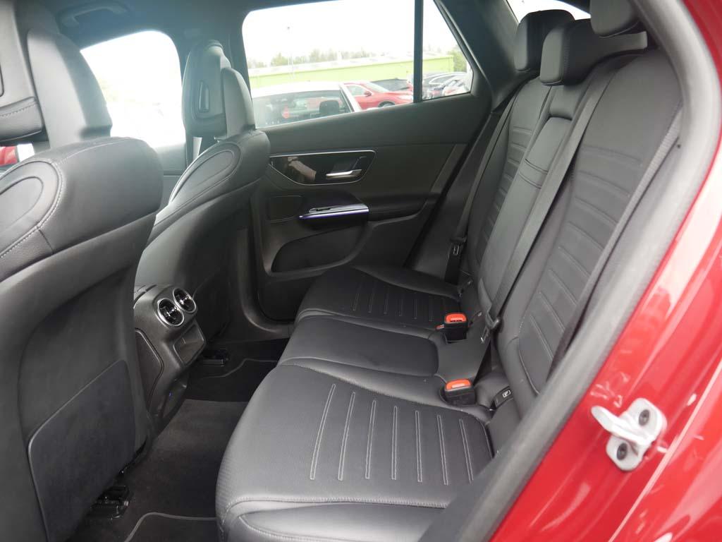 Used Mercedes-Benz GLC 2024 for sale - 76677440: Photo 8