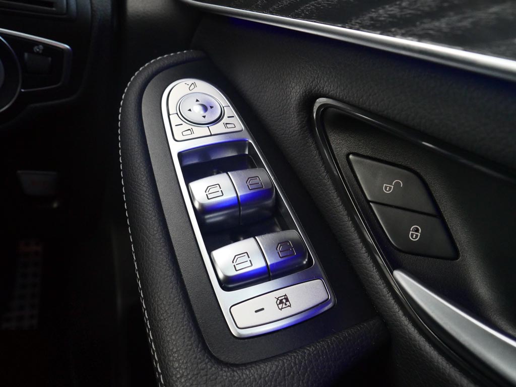 Used Mercedes-Benz GLC 2020 for sale - 76681025: Photo 17