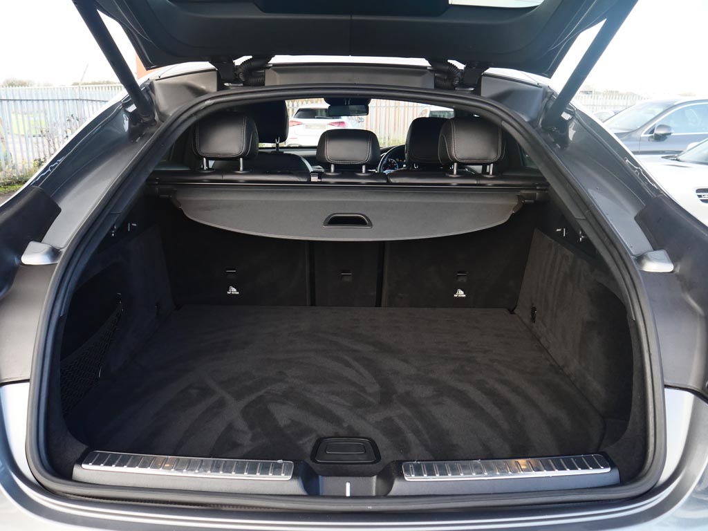 Used Mercedes-Benz GLC 2020 for sale - 76681025: Photo 9