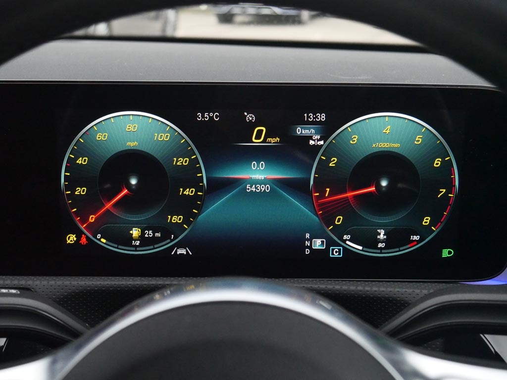 Used Mercedes-Benz CLA 2022 for sale - 77533086: Photo 4