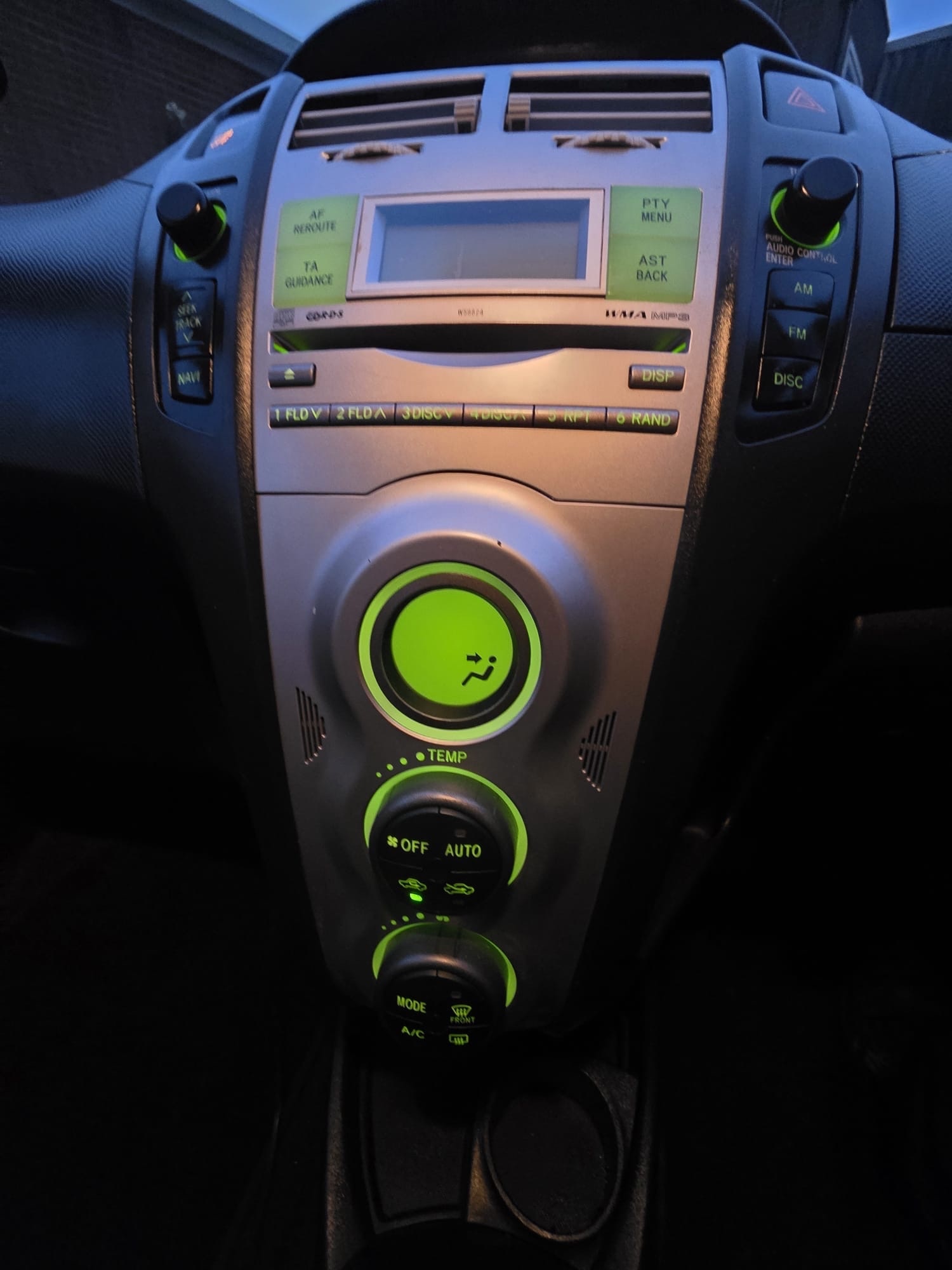 Used Toyota Yaris 2007 for sale - 78031984: Photo 10