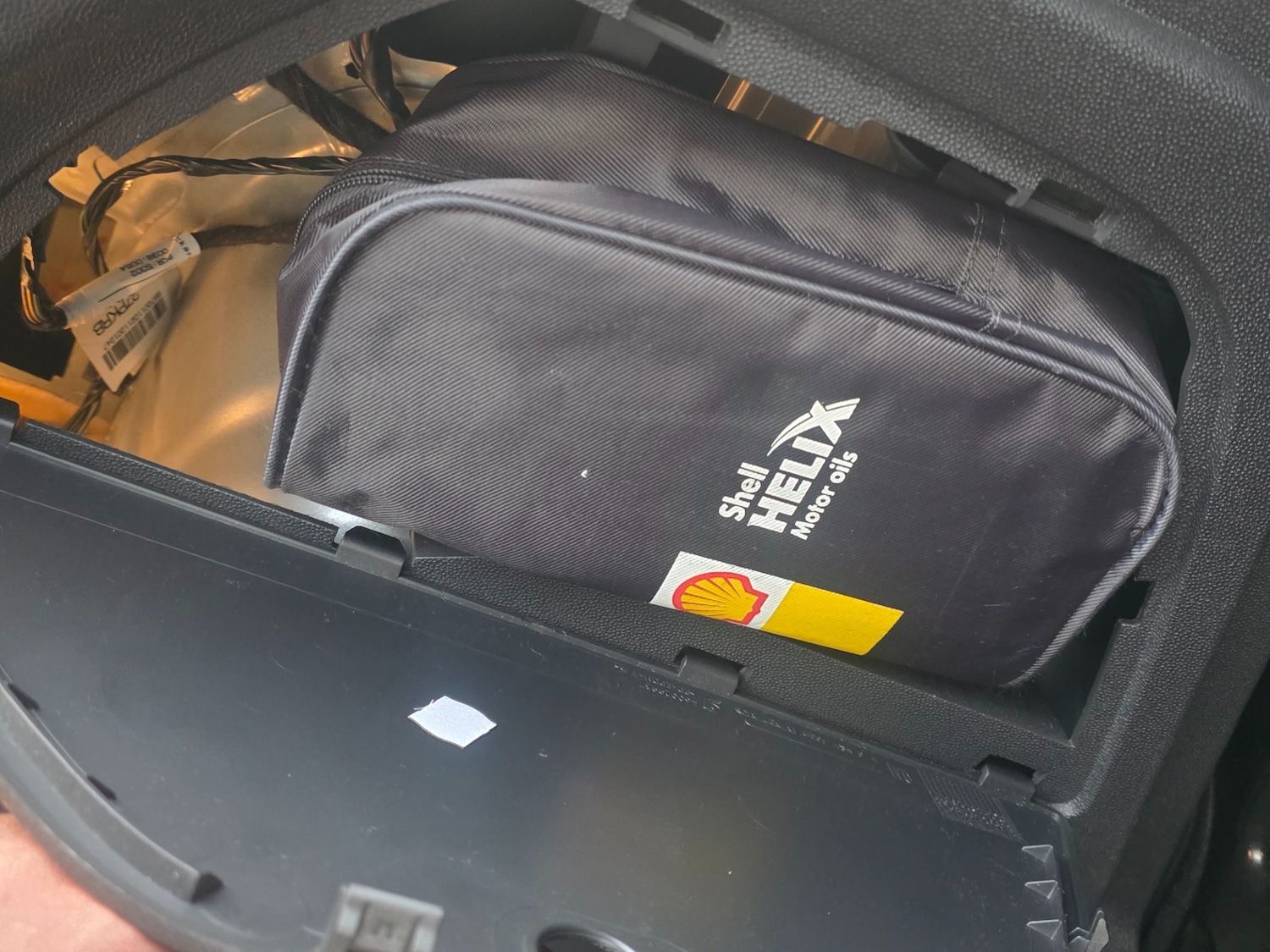 Used Vauxhall Corsa 2011 for sale - 78169026: Photo 11