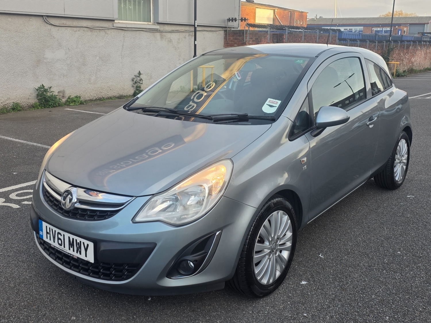 Used Vauxhall Corsa 2011 for sale - 78169026: Photo 2