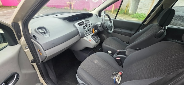 Used Renault Scenic 2008 for sale - 76166307: Photo 5
