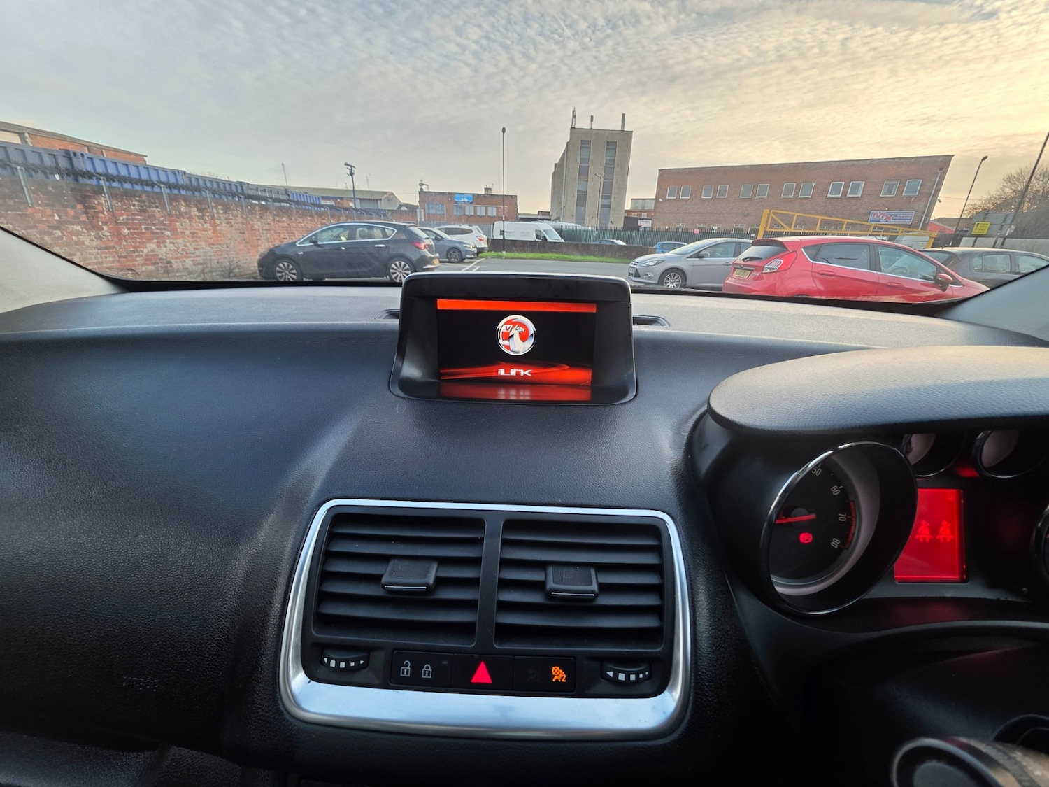 Used Vauxhall Meriva 2015 for sale - 77742411: Photo 6