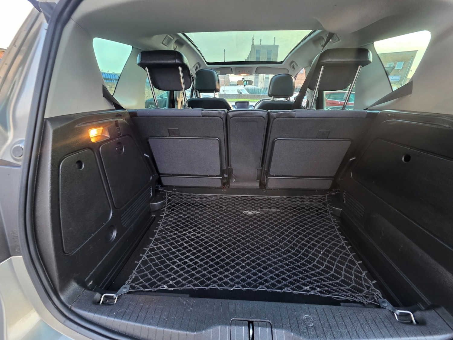 Used Vauxhall Meriva 2015 for sale - 77742411: Photo 8