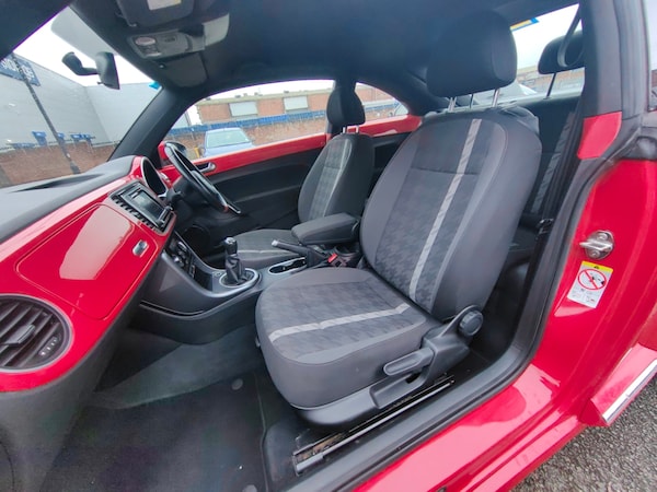 Used Volkswagen Beetle 2018 for sale - 73609695: Photo 13
