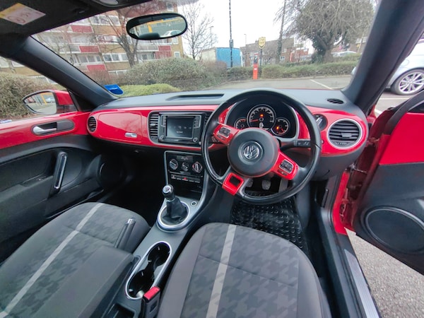 Used Volkswagen Beetle 2018 for sale - 73609695: Photo 15