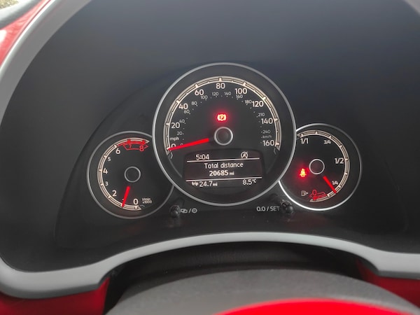 Used Volkswagen Beetle 2018 for sale - 73609695: Photo 19