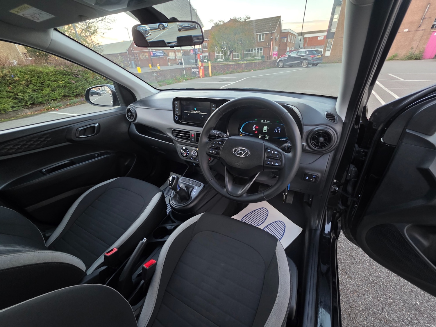 Used Hyundai i10 2025 for sale - 76370060: Photo 11