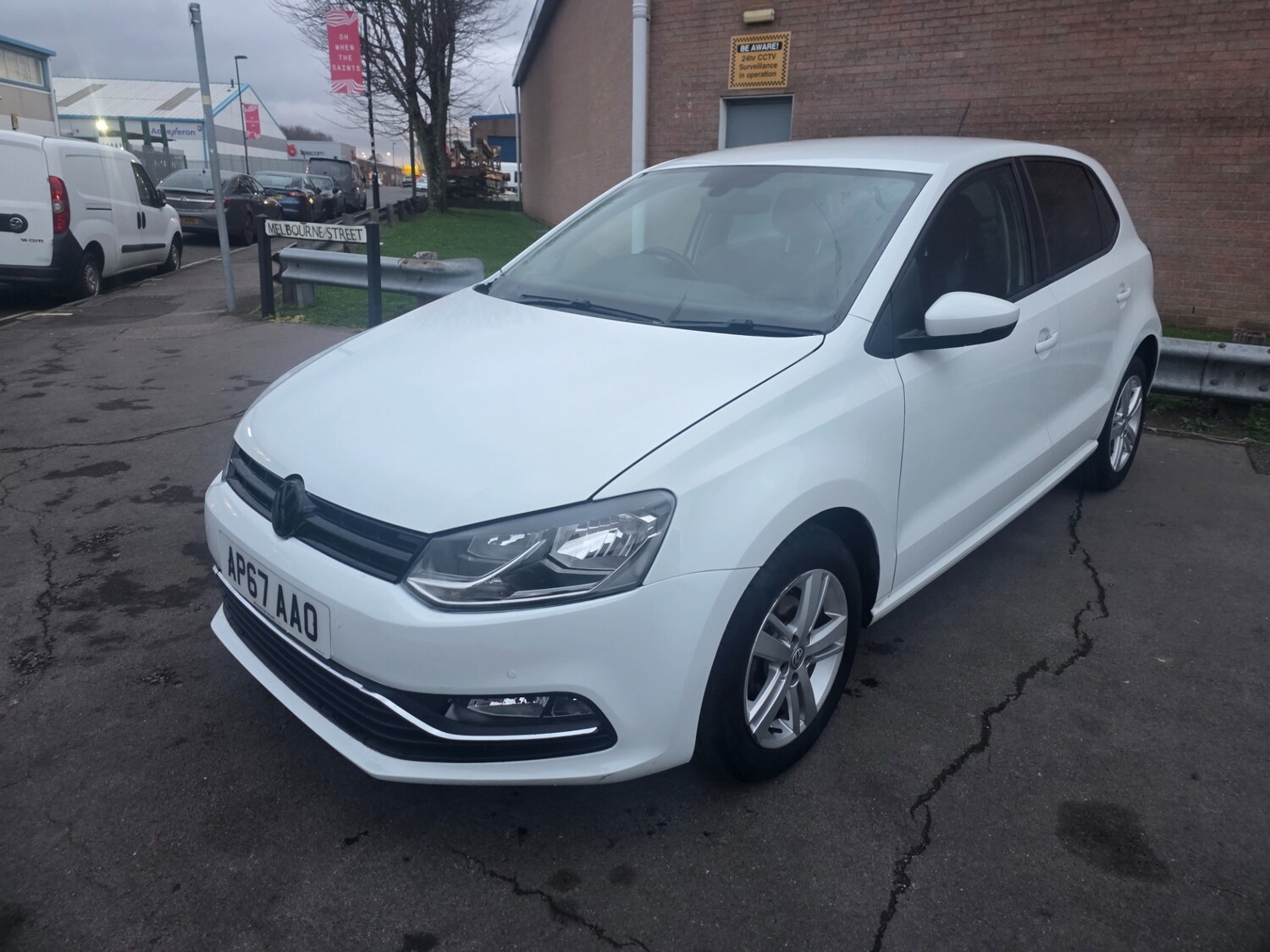 Used Volkswagen Polo 2017 for sale - 76910980: Photo 3