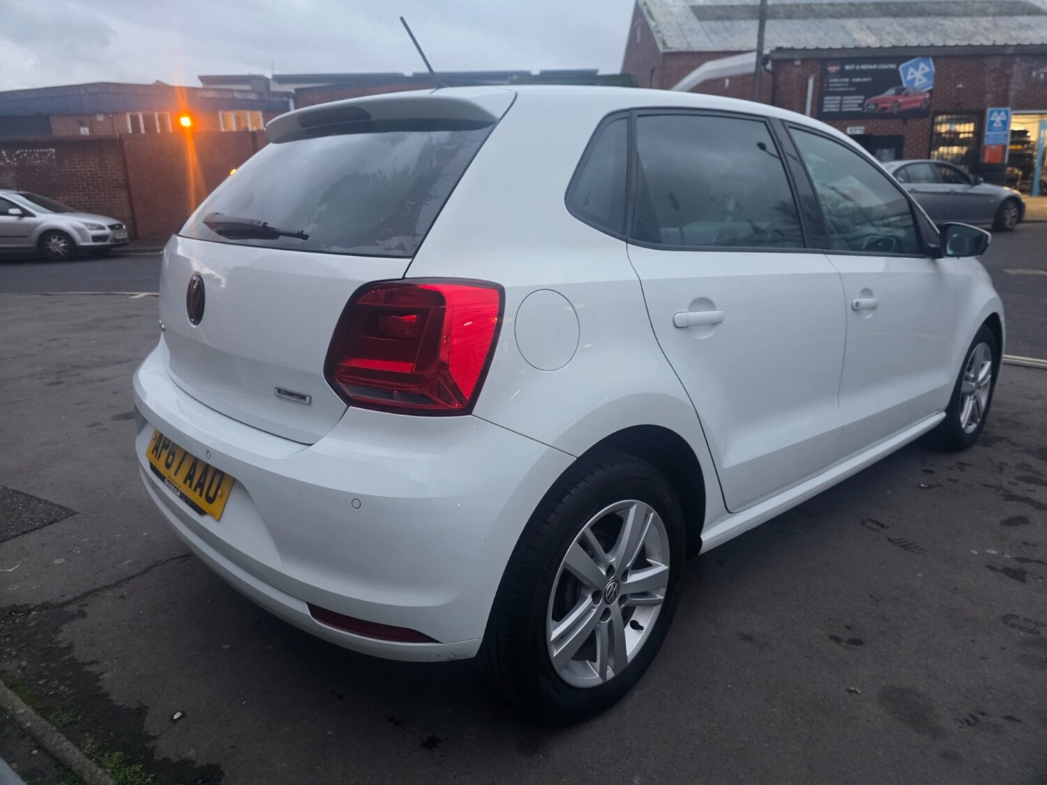 Used Volkswagen Polo 2017 for sale - 76910980: Photo 5