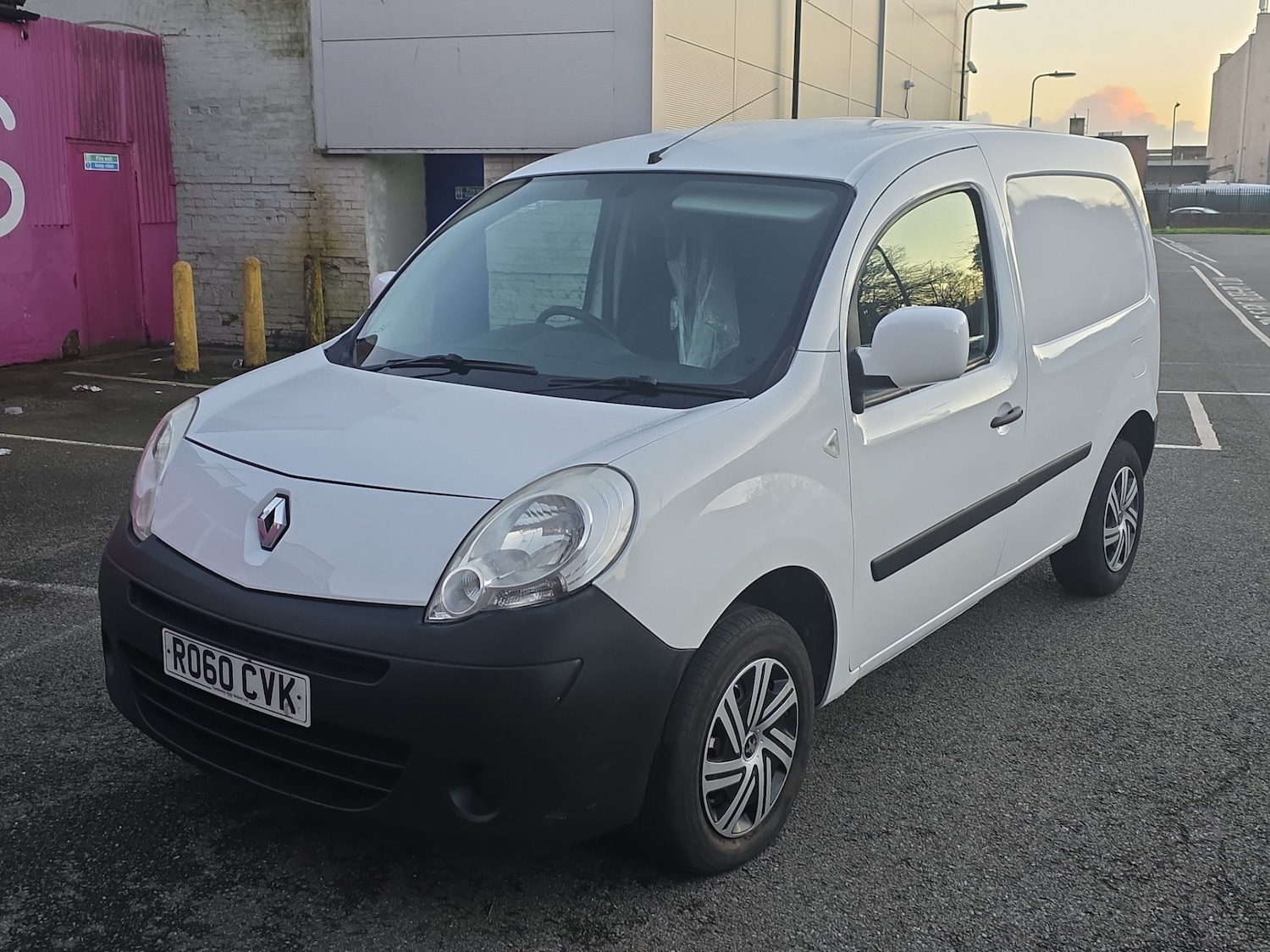 Used Renault Kangoo 2010 for sale - 77017214: Photo 4